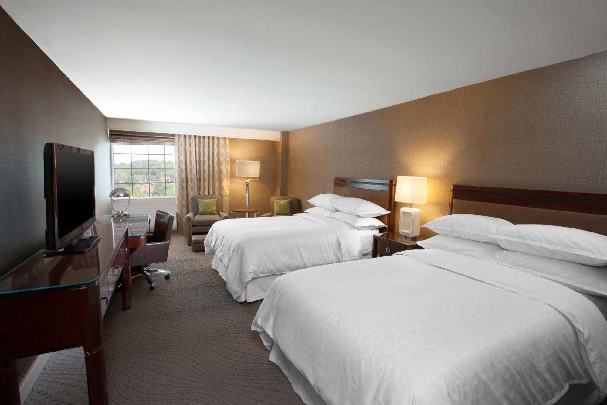 Sheraton Pittsburgh Airport Hotel Coraopolis Buitenkant foto
