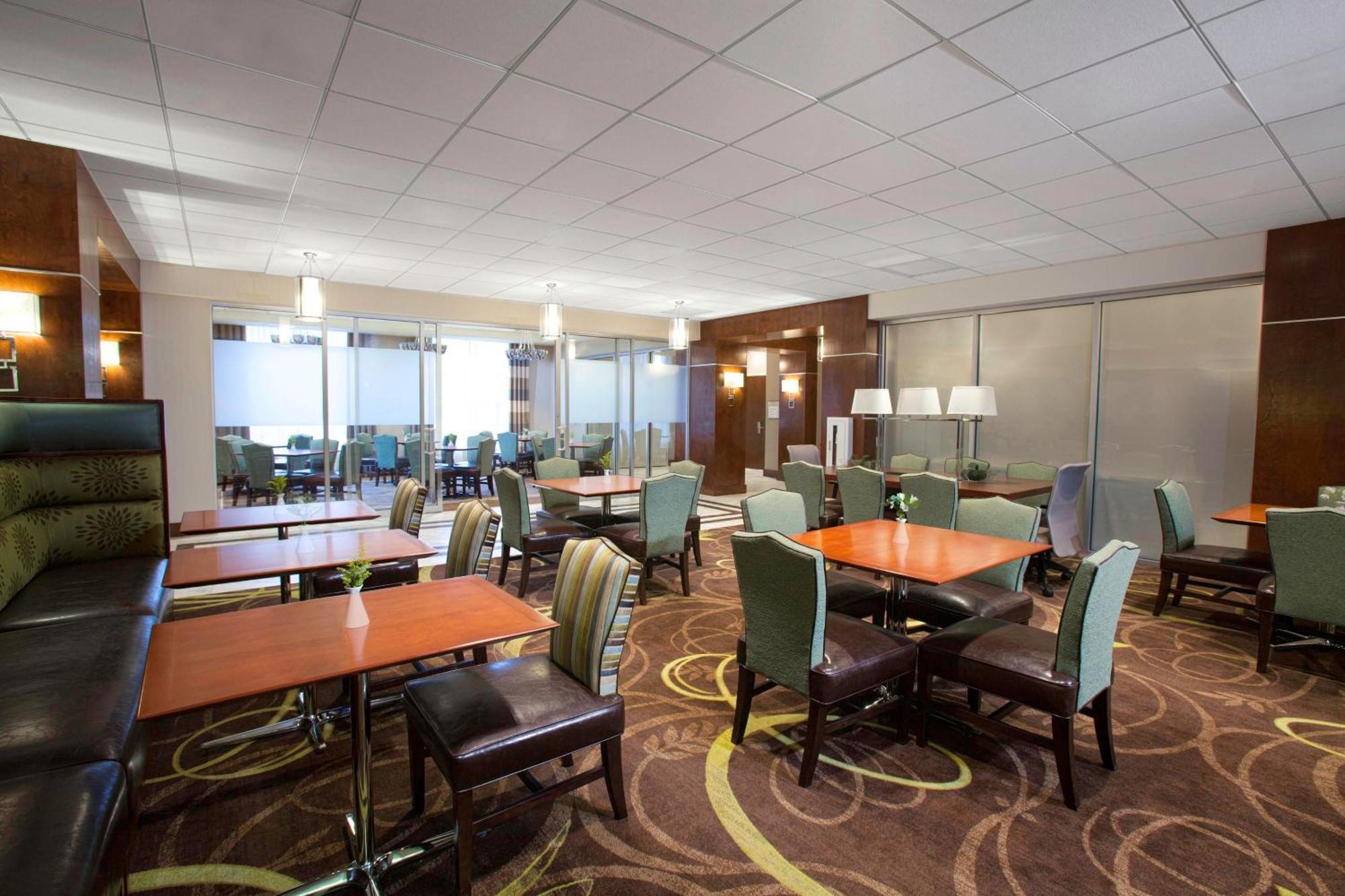 Sheraton Pittsburgh Airport Hotel Coraopolis Buitenkant foto