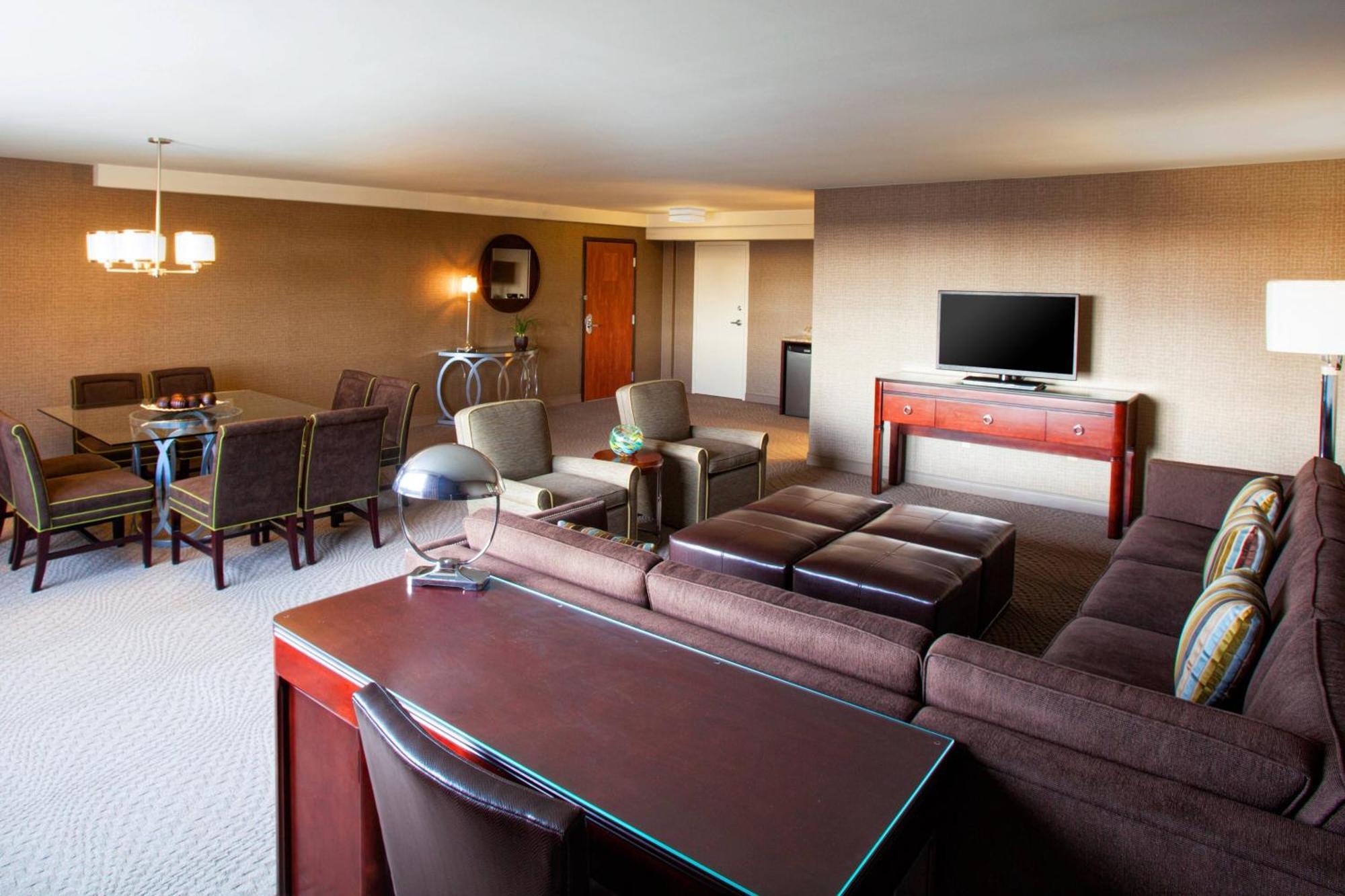 Sheraton Pittsburgh Airport Hotel Coraopolis Buitenkant foto
