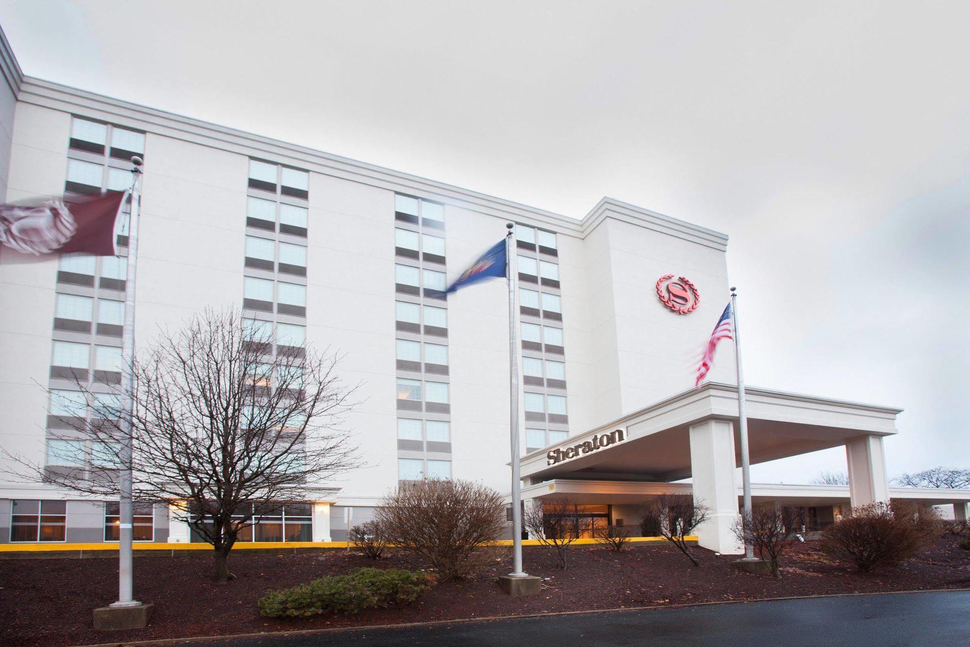 Sheraton Pittsburgh Airport Hotel Coraopolis Buitenkant foto