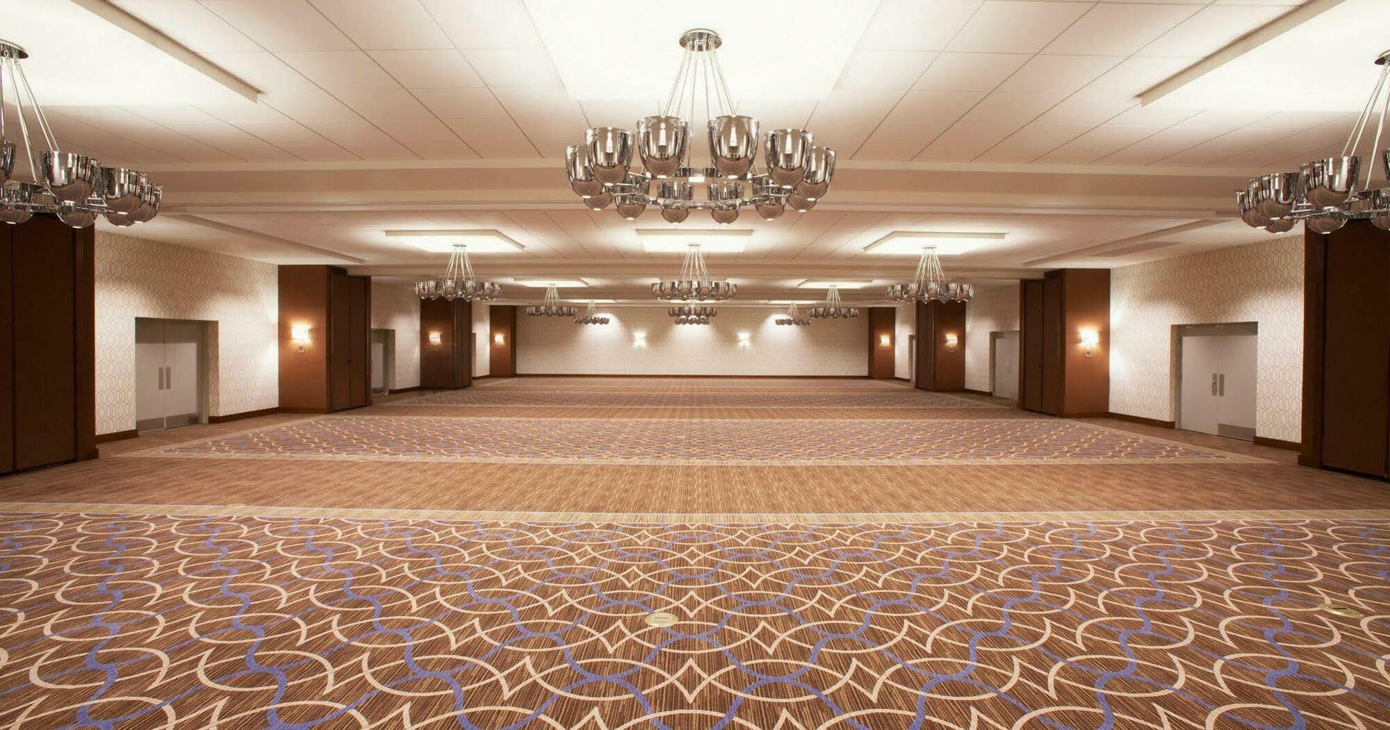Sheraton Pittsburgh Airport Hotel Coraopolis Buitenkant foto